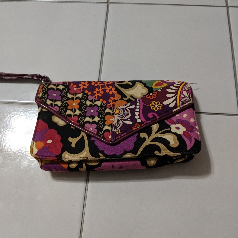 Vera bradley wristlet
